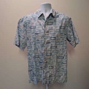 Quiksilver Men's Shirt with Blue and Beige Patterns